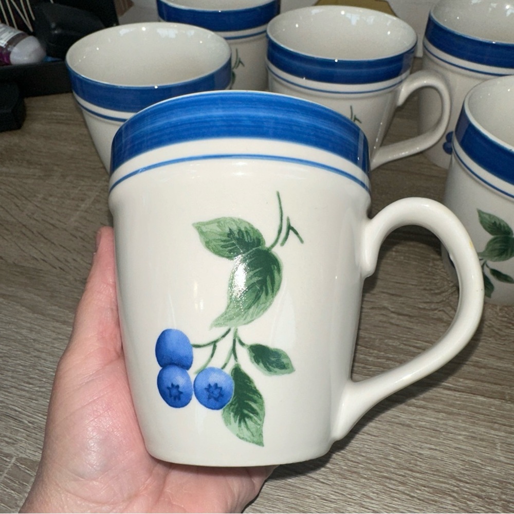 6 L. L. Bean Retired Blueberry 16 oz Stoneware Mugs Coffee Country Cottage Fruit - Picture 2 of 8